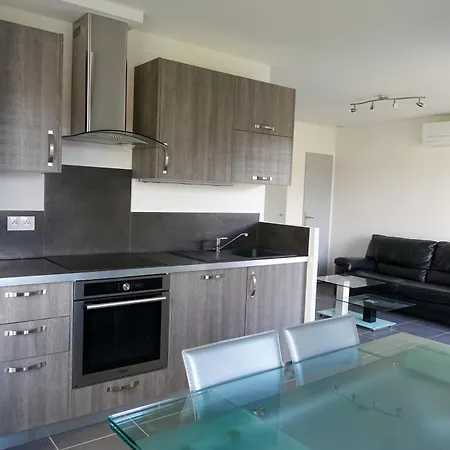 T2 40m2 Ollioules, La Nature, A 10 Mins Des Plages *